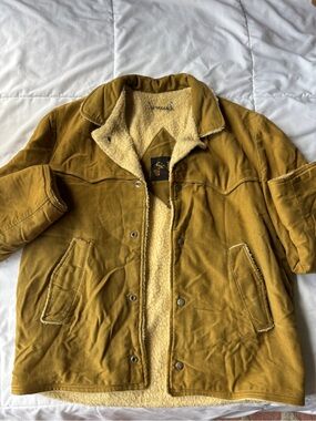 Men's Sherpa-Lined Field Jacket in Mustard - Unbranded